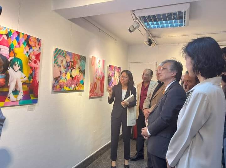 Japanese Ambassador Oka Hiroshi and Director of Japan Foundation in Cairo Ayumi Hashimoto during the opening ceremony of the travelling exhibition ‘Tokyo Before and After’.