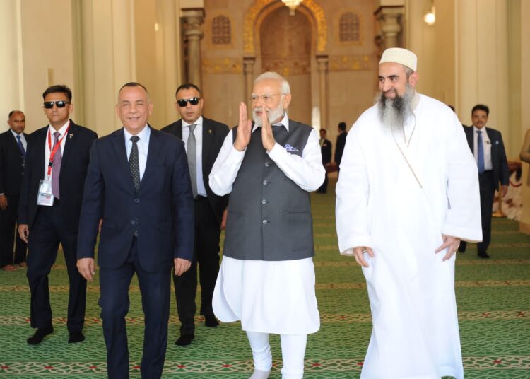 Indian PM Modi visits Egypt's historic Al-Hakim Mosque 1 - Egyptian Gazette