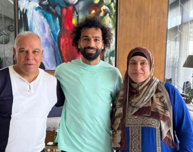 Mo Salah enjoying summer vibes in Alamein 2 - Egyptian Gazette Mo Salah enjoying summer vibes in Alamein 1 - Egyptian Gazette