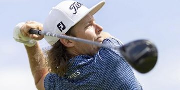 Smith leads LIV Golf-London