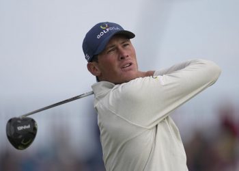 Fleetwood, Lamprecht lead British Open