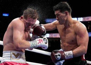 Alvarez to fight Charlo in September