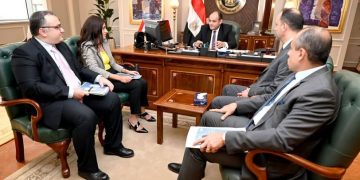 State interested in providing unprecedented incentives for investors, says trade min.