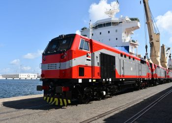 First batch of American locomotives arrives at Alex. Port
