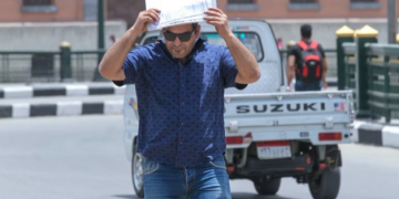 Hot weather to linger in next days over Indian summer monsoon