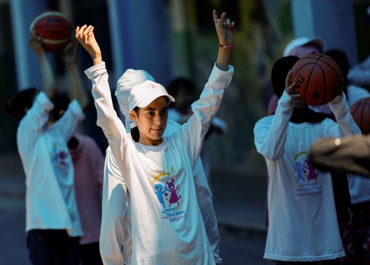 UN summer camps let kids 'just be kids' in Gaza 1 - Egyptian Gazette