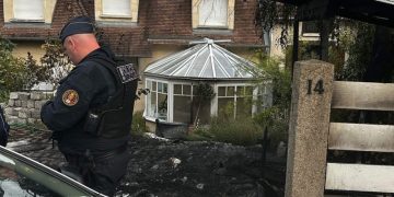 French mayor says rioters rammed car into his house