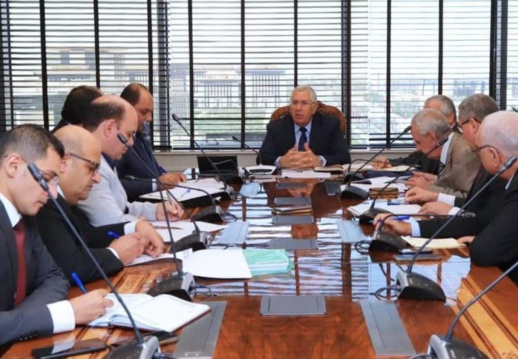 Agriculture minister reviews mechanisms to support small farmers 1 - Egyptian Gazette