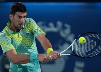 Djokovic eyes 8th Wimbledon title