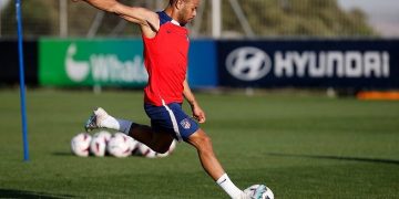 Marseille signs Brazil defender Lodi from Atletico