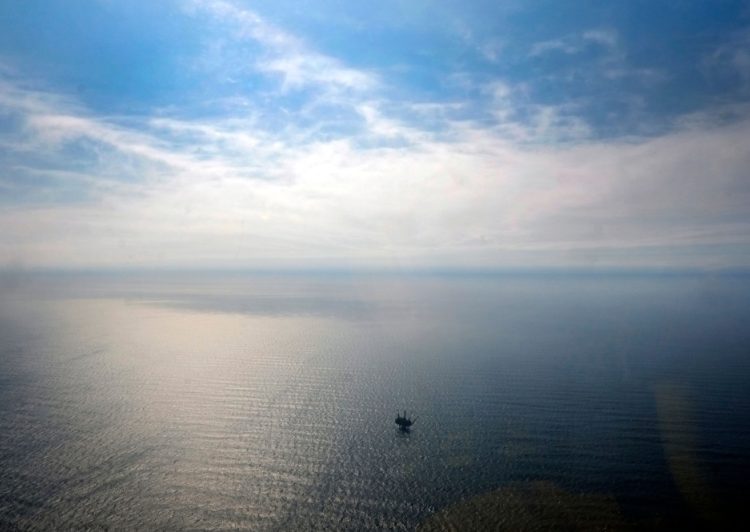 Britain commits to future North Sea oil and gas licences 1 - Egyptian Gazette