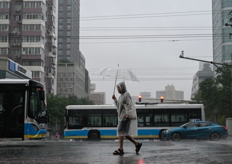 Raging storm batters northern China 1 - Egyptian Gazette