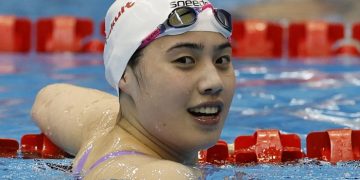 China grabs 2 gold medals at worlds