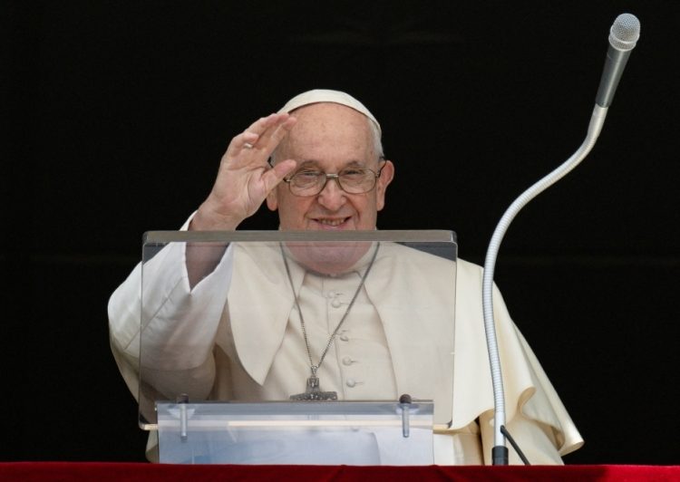 Pope Francis condemns burning of Qur'an, reports UAE newspaper 1 - Egyptian Gazette