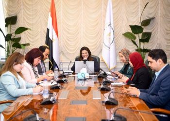 Gendi meets Egyptian community members in India, Pakistan