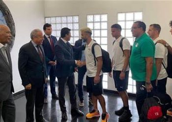 Sports min. receives Olympic football team