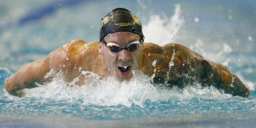 Dressel fails to qualify for worlds in 50-meter butterfly