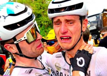 Mohoric fights tears after winning Tour de France 19th stage