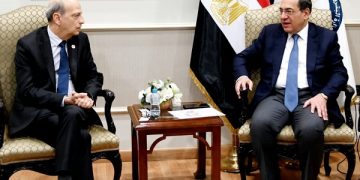 Molla holds talks with TotalEnergies officials