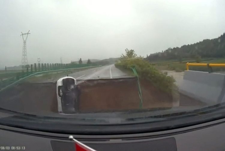 Six dead, four missing in north China rains 1 - Egyptian Gazette