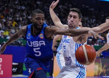US stuns Greece 109-81 at FIBA World Cup