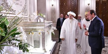 President Sisi opens Al Sayyida Nafisa Mosque after its renovation