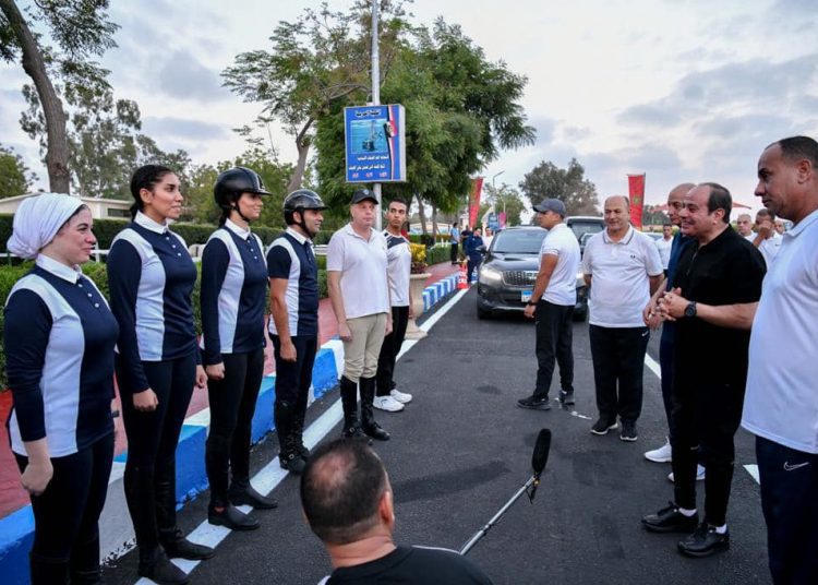 Sisi: We’re keen on finding final solutions to economic crisis 2 - Egyptian Gazette Sisi: We’re keen on finding final solutions to economic crisis 1 - Egyptian Gazette