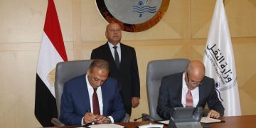 Transport min. attends signing of contract on setting up dry port in 10th of Ramadan