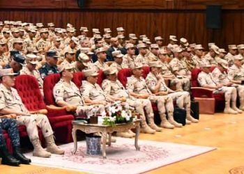 Defence chief lauds combat readiness of Third Field Army personnel