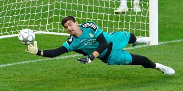 Courtois sidelined for several months