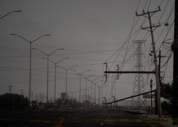 Tropical Storm Hilary unleashes flash floods in California