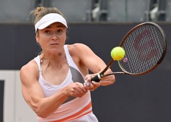 Svitolina downs Azarenka in DC Open