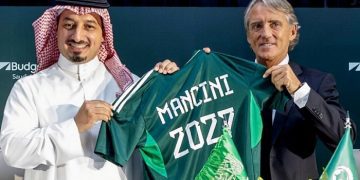 Mancini eyes Asian Cup as he seals Saudi move