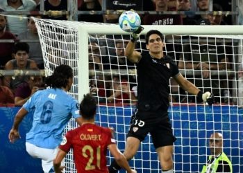 Sevilla goalkeeper Bounou joins Saudi club Al-Hilal