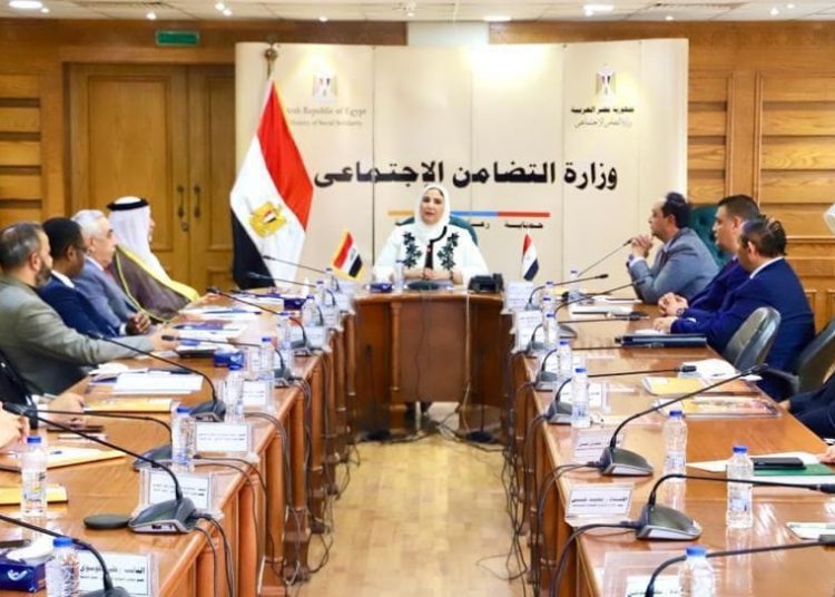 Qabbaj meets Iraqi parliamentary delegation 2 - Egyptian Gazette Qabbaj meets Iraqi parliamentary delegation 1 - Egyptian Gazette