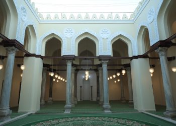 Fatimid Al-Aqmar Mosque in Cairo reopens