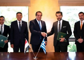 Health min witnesses inking of MoU with Athens Group