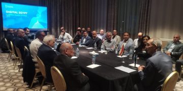 IT min. meets Egyptian businessmen in US