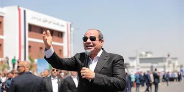 Sisi heads to Beni Suef marquee to offer condolences over Libya storm victims