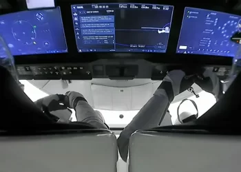 4 astronauts head home from space station after hurricane passes through Florida