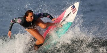 Moore, Toledo favourites for world Surfing titles