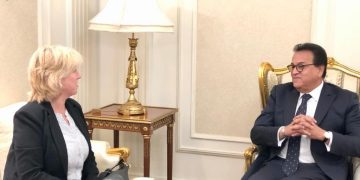 Health min. discusses cooperation with UK health consultancy services 1 - Egyptian Gazette Health min. discusses cooperation with UK health consultancy services