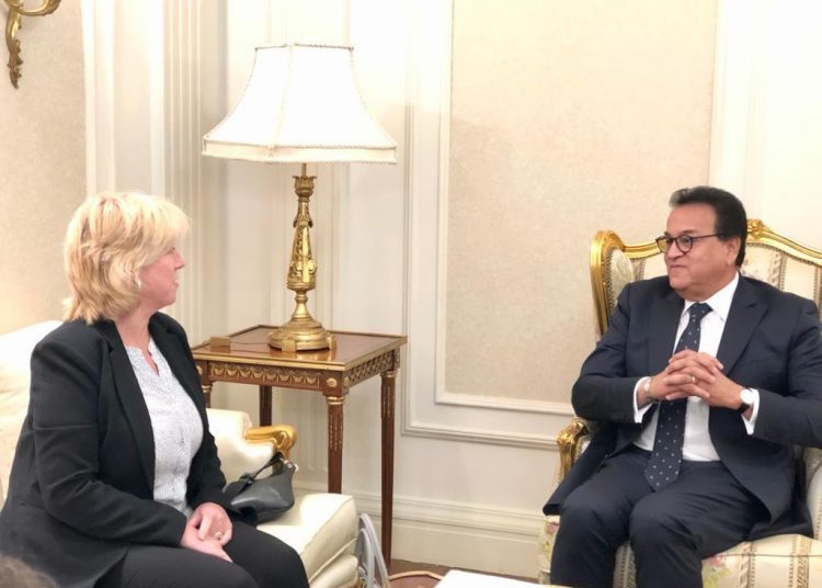 Health min. discusses cooperation with UK health consultancy services 1 - Egyptian Gazette