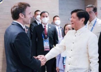 Philippine, French presidents tackle security issues in Philippine Sea