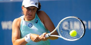 Wozniacki, Swiatek, Djokovic roll on at US Open