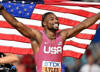 Triple world champion Lyles ends season