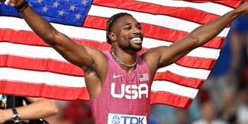 Triple world champion Lyles ends season