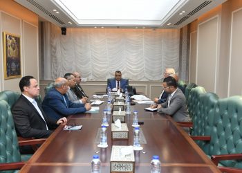 Military production min. follows up establishment of waste-to-electricity plant