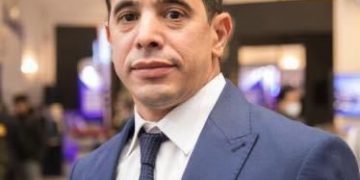 Dr Ashraf Mansour, Egyptian nobleman