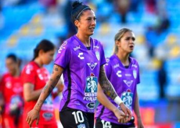 Spain women’s league players call off strike after pay deal